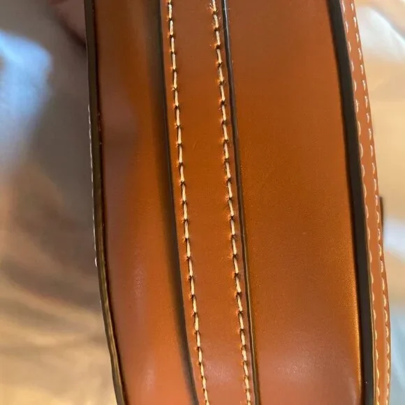 Vegan Leather crossbody Bag  NWOT - Picture 6 of 8